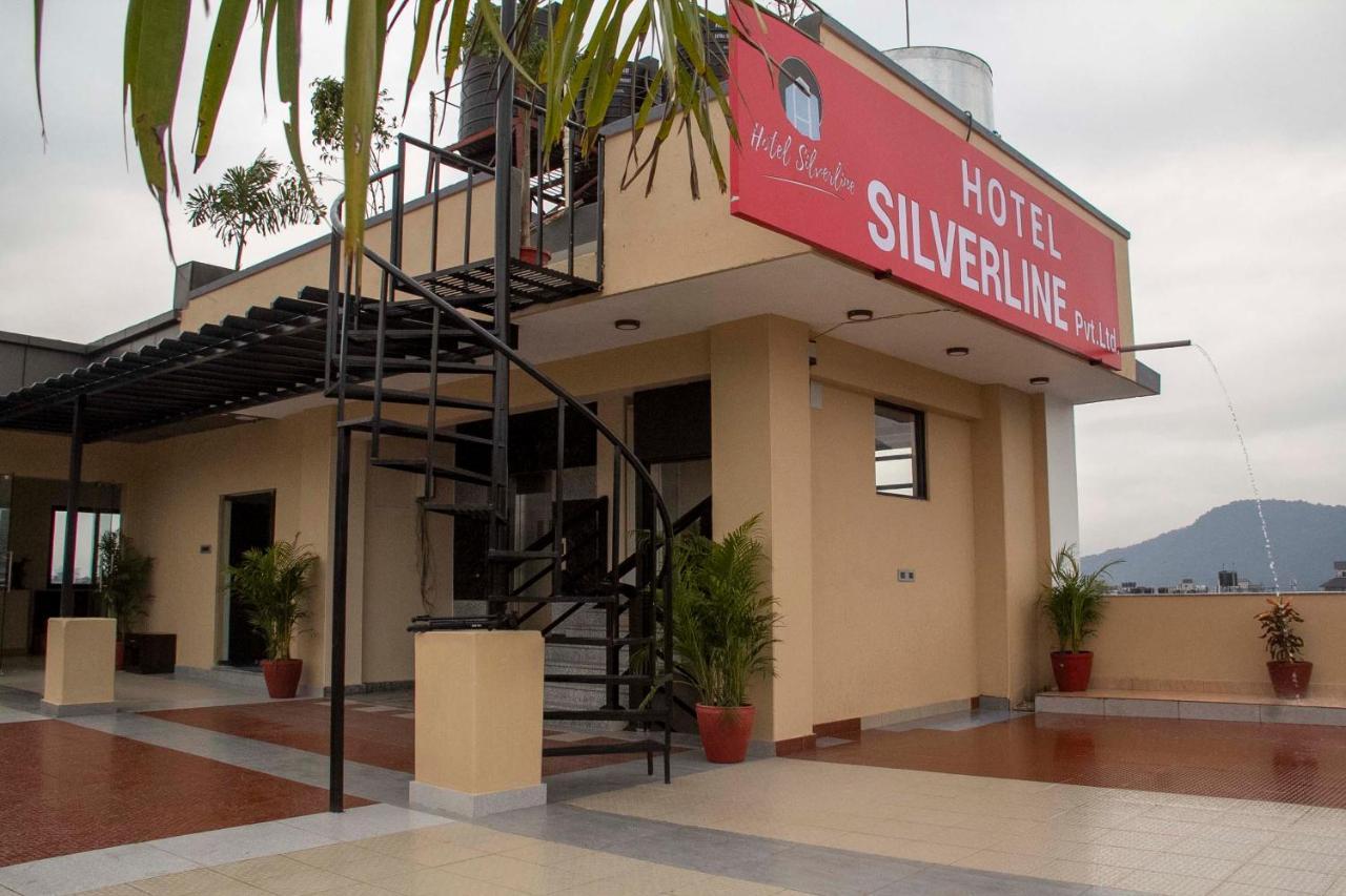 Hotel Silverline Покхара Экстерьер фото